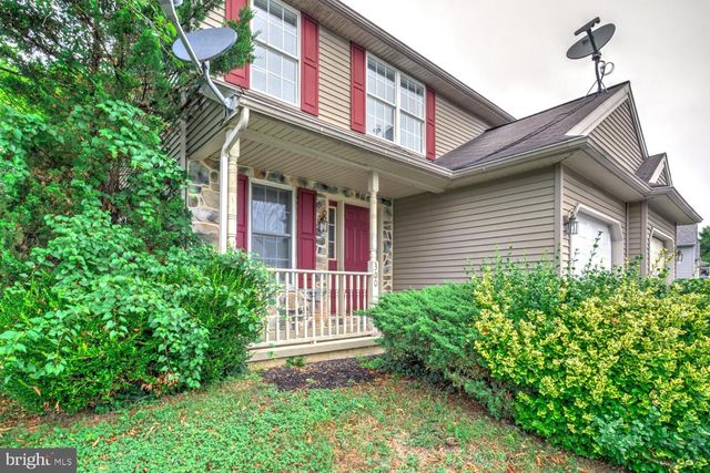 300 ELMSHIRE DR, Lancaster, PA 17603