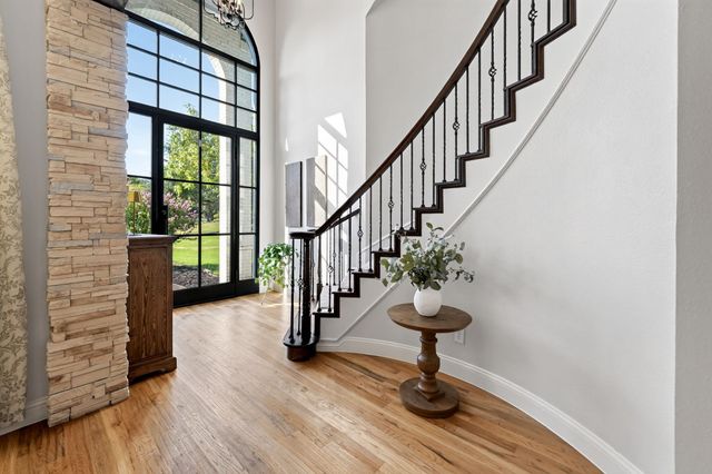 813 Windlake Circle, Heath, TX 75032