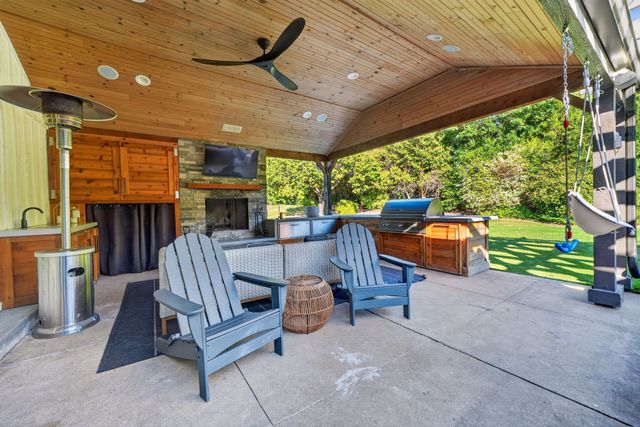 813 Windlake Circle, Heath, TX 75032