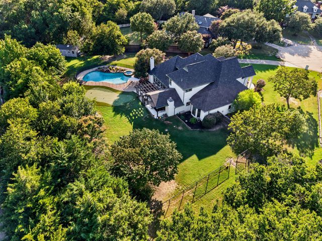 813 Windlake Circle, Heath, TX 75032