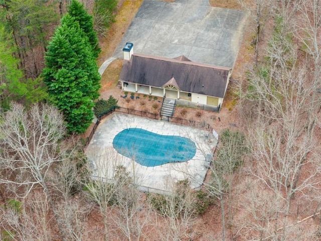 24 Teel Mountain Drive, Cleveland, GA 30528