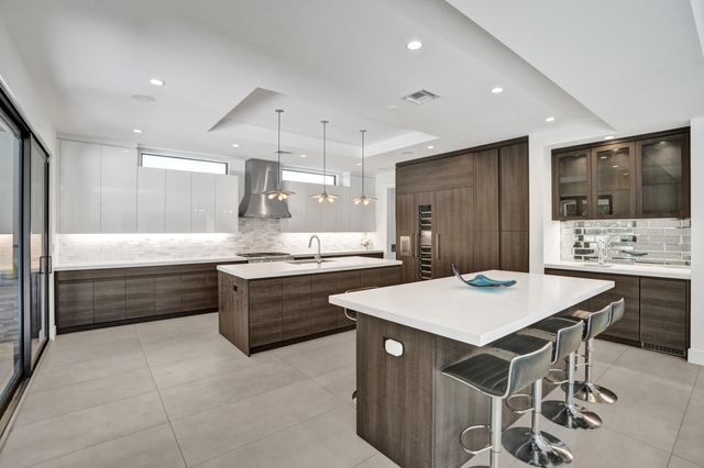 918 SE 8th Street, Fort Lauderdale, FL 33316