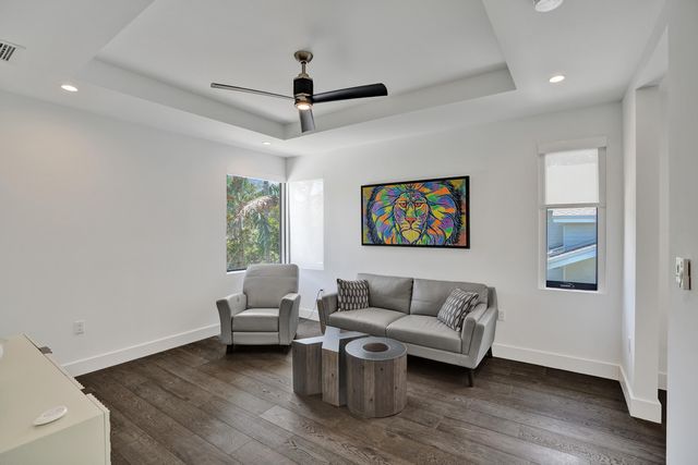 918 SE 8th Street, Fort Lauderdale, FL 33316