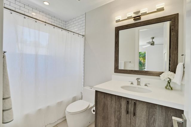 918 SE 8th Street, Fort Lauderdale, FL 33316