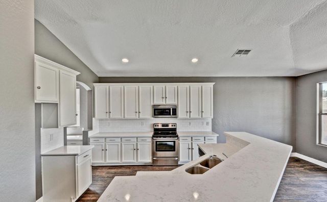 14284 W Woodbridge Avenue, Goodyear, AZ 85395