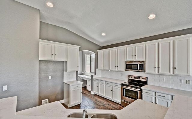 14284 W Woodbridge Avenue, Goodyear, AZ 85395