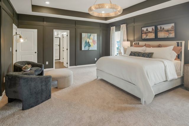 1374 English Oak Dr, Clarksville, TN 37043