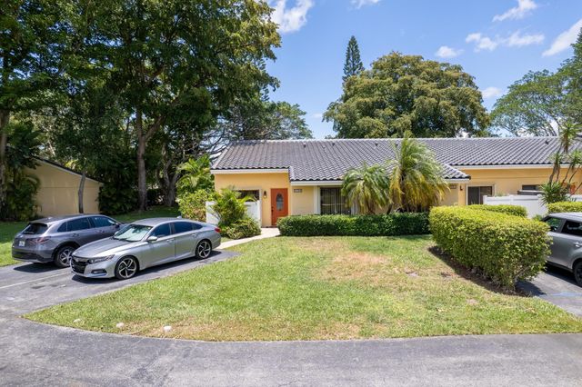 6789 Bridlewood Court ., Boca Raton, FL 33433