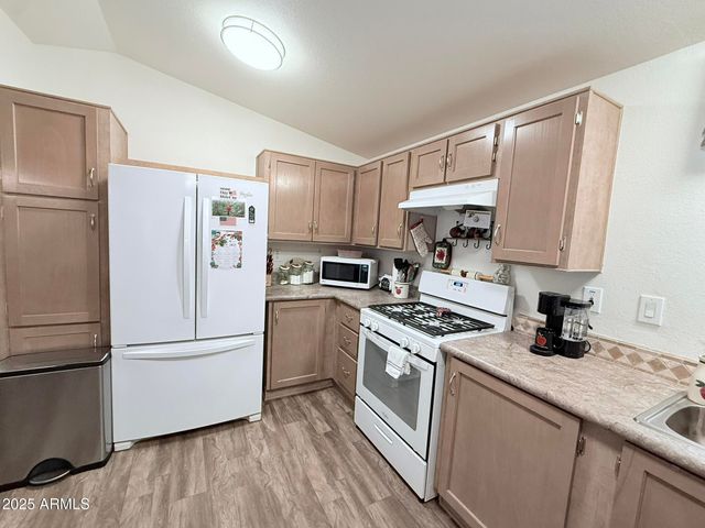 16005 N 32ND Street 9, Phoenix, AZ 85032