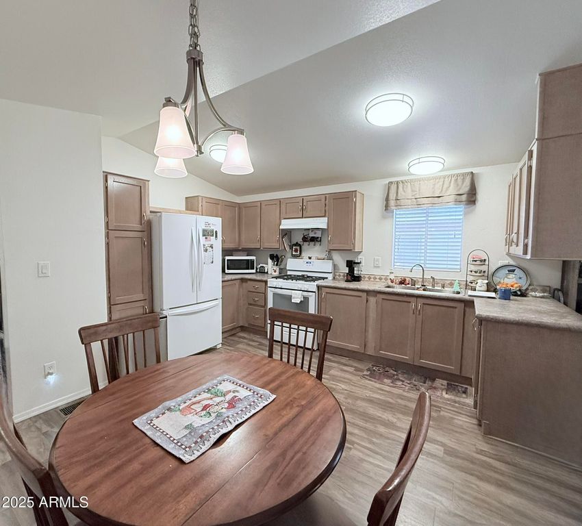 16005 N 32ND Street 9, Phoenix, AZ 85032 — photo 3