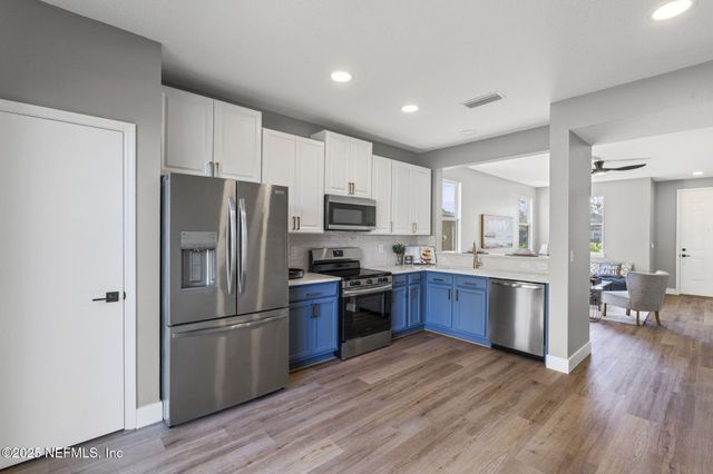 3116 HIDDEN LAKE Cove, Middleburg, FL 32068