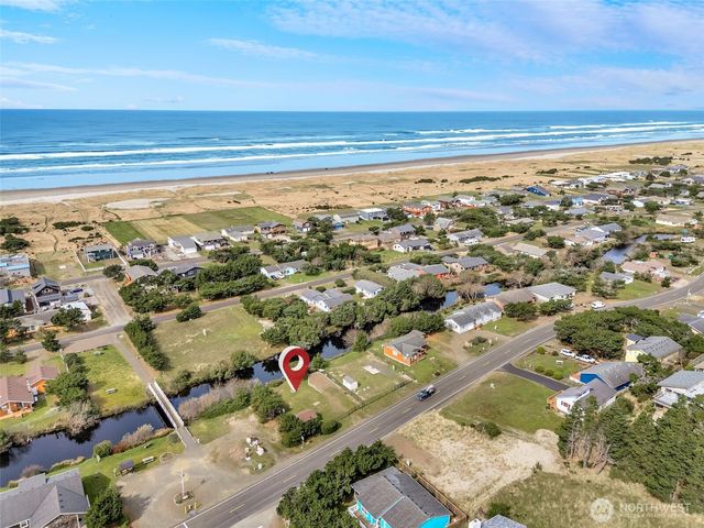 30701 I Street, Ocean Park, WA 98640