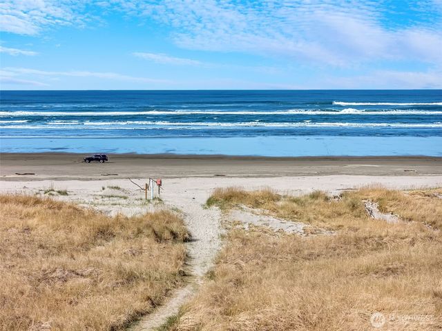 30701 I Street, Ocean Park, WA 98640