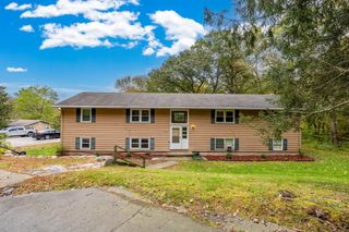 270 South Windham Road APT 53, Windham, CT 06226