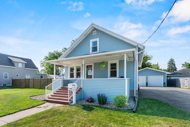 611 OAK STREET, Kimberly, WI 54136