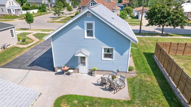 611 OAK STREET, Kimberly, WI 54136
