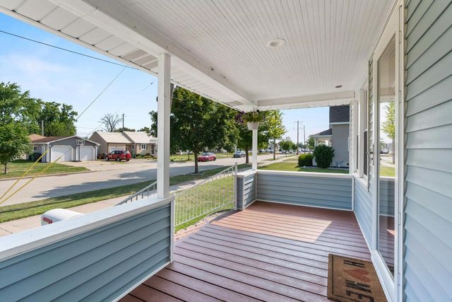 611 OAK STREET, Kimberly, WI 54136