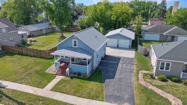 611 OAK STREET, Kimberly, WI 54136