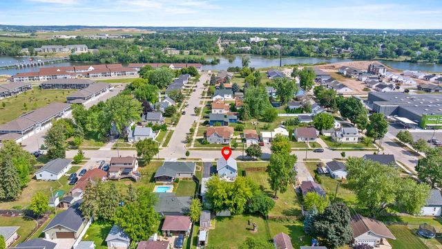 611 OAK STREET, Kimberly, WI 54136