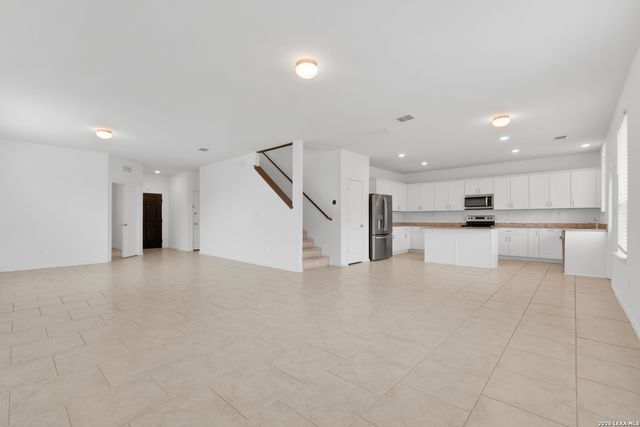 10310 Lady Bird, San Antonio, TX 78252