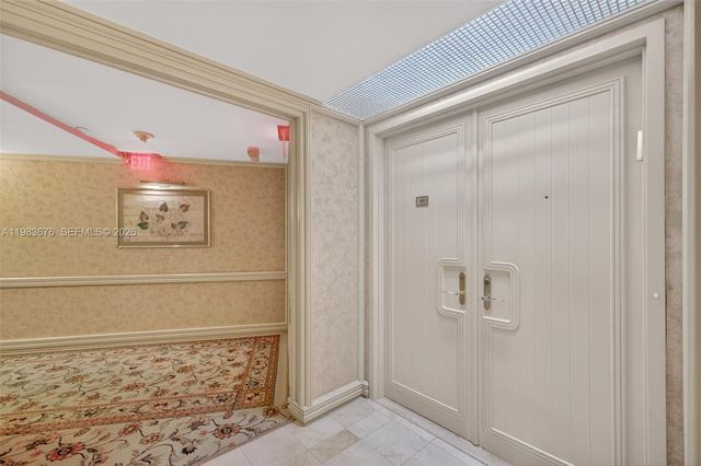 20281 E Country Club Dr 608, Aventura, FL 33180
