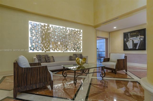 20281 E Country Club Dr 608, Aventura, FL 33180