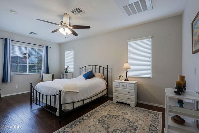 39521 N LAUREL VALLEY Court, Anthem, AZ 85086