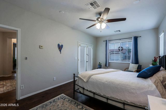 39521 N LAUREL VALLEY Court, Anthem, AZ 85086