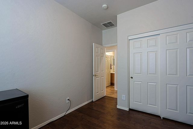 39521 N LAUREL VALLEY Court, Anthem, AZ 85086