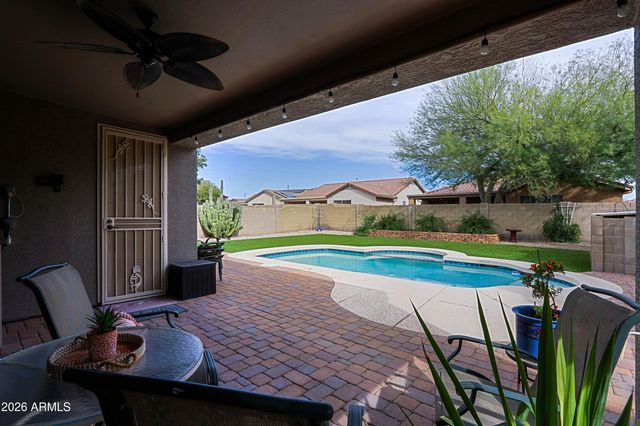 39521 N LAUREL VALLEY Court, Anthem, AZ 85086
