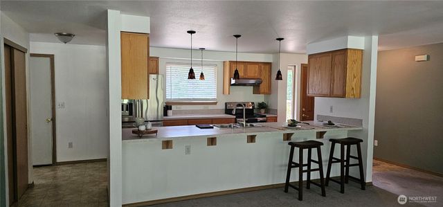 8910 Hunter Point Road NW, Olympia, WA 98502