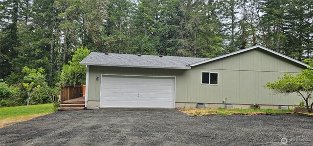 8910 Hunter Point Road NW, Olympia, WA 98502