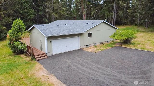 8910 Hunter Point Road NW, Olympia, WA 98502