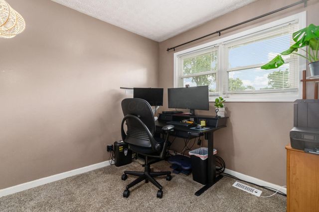 129 Lincolnshire Road, Columbus, OH 43230