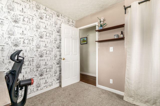 129 Lincolnshire Road, Columbus, OH 43230