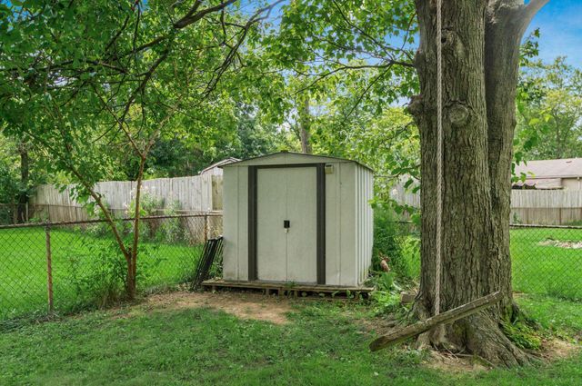 129 Lincolnshire Road, Columbus, OH 43230