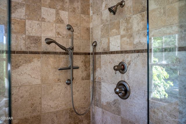 1932 Bales Way, Sevierville, TN 37876