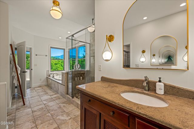 1932 Bales Way, Sevierville, TN 37876