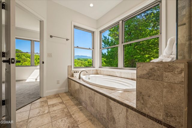 1932 Bales Way, Sevierville, TN 37876