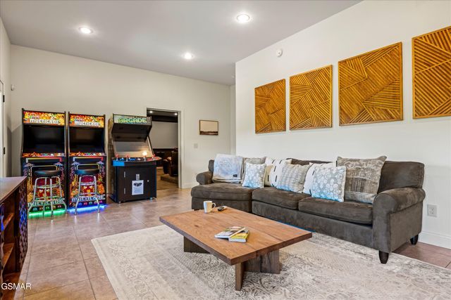 1932 Bales Way, Sevierville, TN 37876