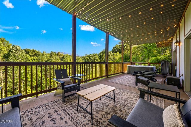 1932 Bales Way, Sevierville, TN 37876