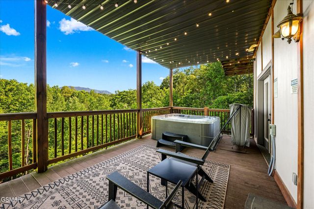 1932 Bales Way, Sevierville, TN 37876