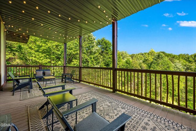1932 Bales Way, Sevierville, TN 37876