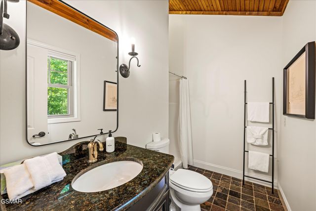 1932 Bales Way, Sevierville, TN 37876