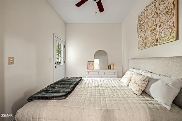 1932 Bales Way, Sevierville, TN 37876