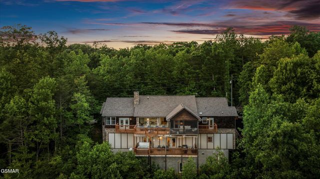 1932 Bales Way, Sevierville, TN 37876