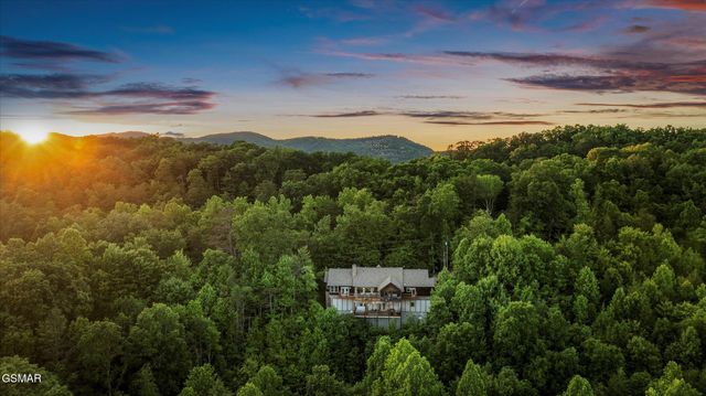 1932 Bales Way, Sevierville, TN 37876