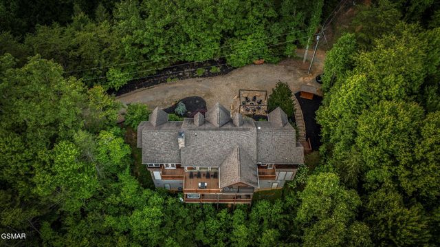 1932 Bales Way, Sevierville, TN 37876