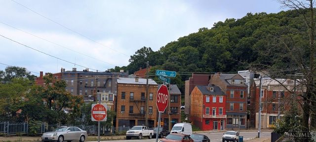 40 Mulberry Street, Cincinnati, OH 45202
