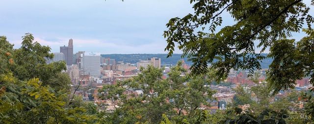 40 Mulberry Street, Cincinnati, OH 45202